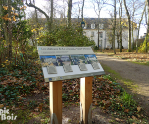 Signalétique touristique - Table de lecture Chateaux de la Chapelle - Fabrication PIC BOIS