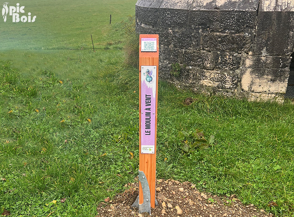 Signalétique touristique - Balisage - Nommage QR Code - Fabrication PIC BOIS
