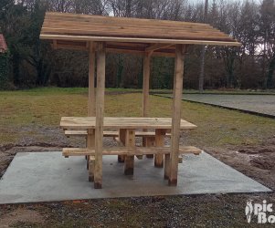 picbois-table-losange-toit-22-rostrenen Signalétique touristique - Table Losange avec toit - Fabrication PIC BOIS