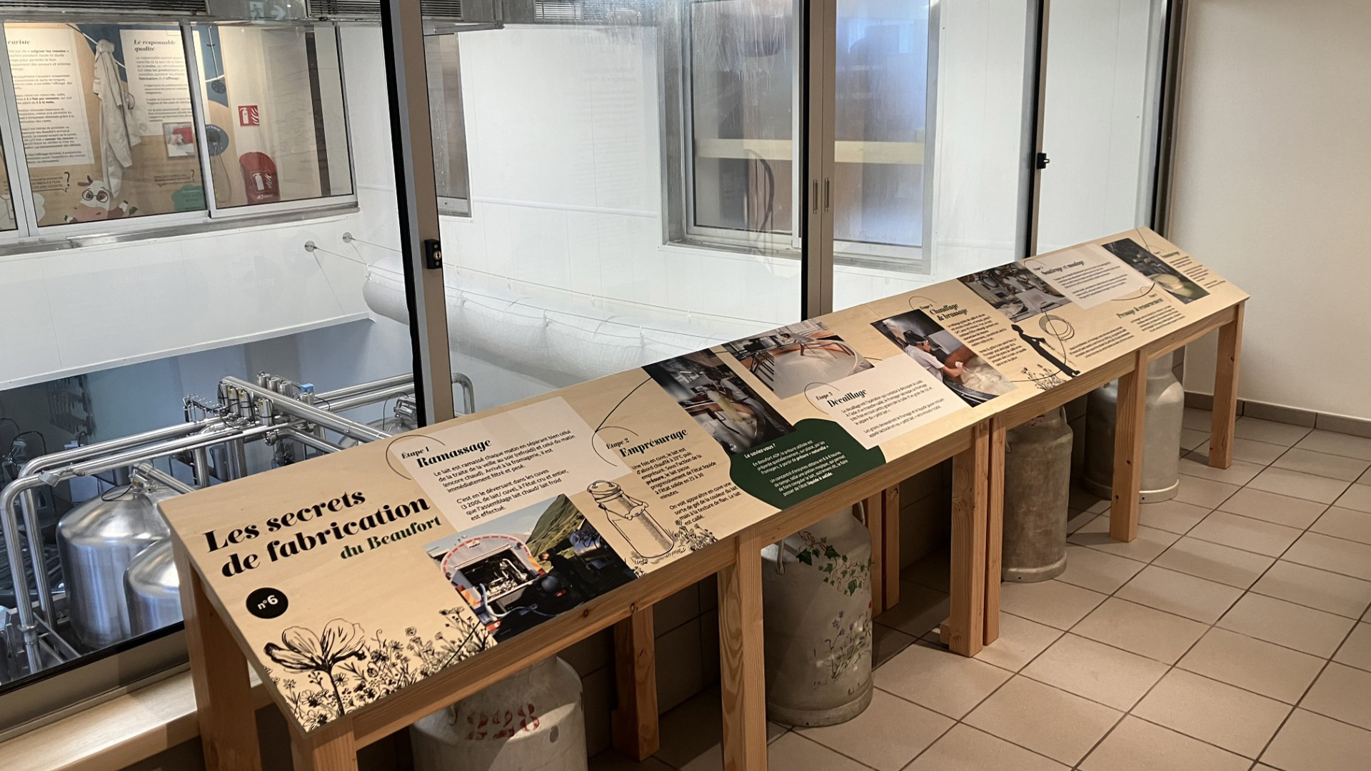 Signalétique touristique - Table de lecture - Secrets du Beaufort - Fabrication PIC BOIS