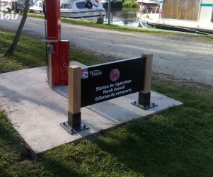 picbois – Panneau d’information – Réparation vélo 35-Canaux Bretons Signalétique touristique - Panneau d'information - Réparation vélo - Fabrication PIC BOIS