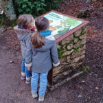 Table de lecture – Histoire illustrée