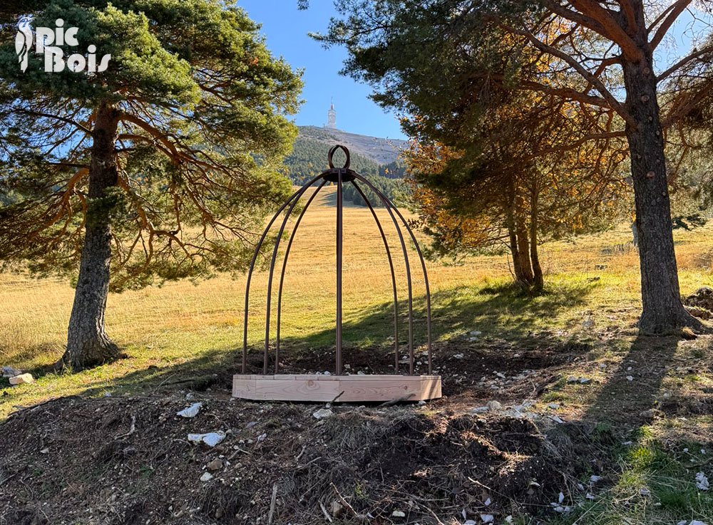 Signalétique touristique - Sculpture - cloche métalique - Fabrication PIC BOIS