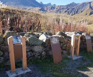 Signalétique touristique - Mobilier interactif - Photos d'époque - Fabrication PIC BOIS