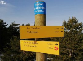Signalétique de randonnée pédestre | Charte Chemins de France