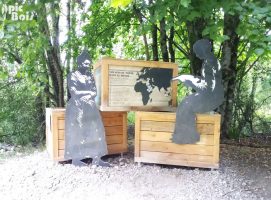 Signalétique touristique | Table de lecture - Avec silhouettes - Parcours Arthur Rimbaud