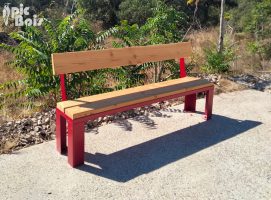 Signalétique touristique - Banc - Gamme Pichauris version rouge - Fabrication PIC BOIS