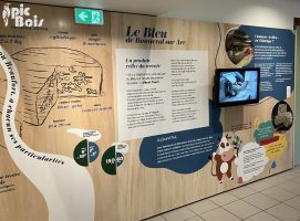 Signalétique touristique - Scénographie et muséographie - Le Bleu - Fabrication PIC BOIS