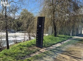 Signalétique touristique - Totem - Repère de crue - Fabrication PIC BOIS